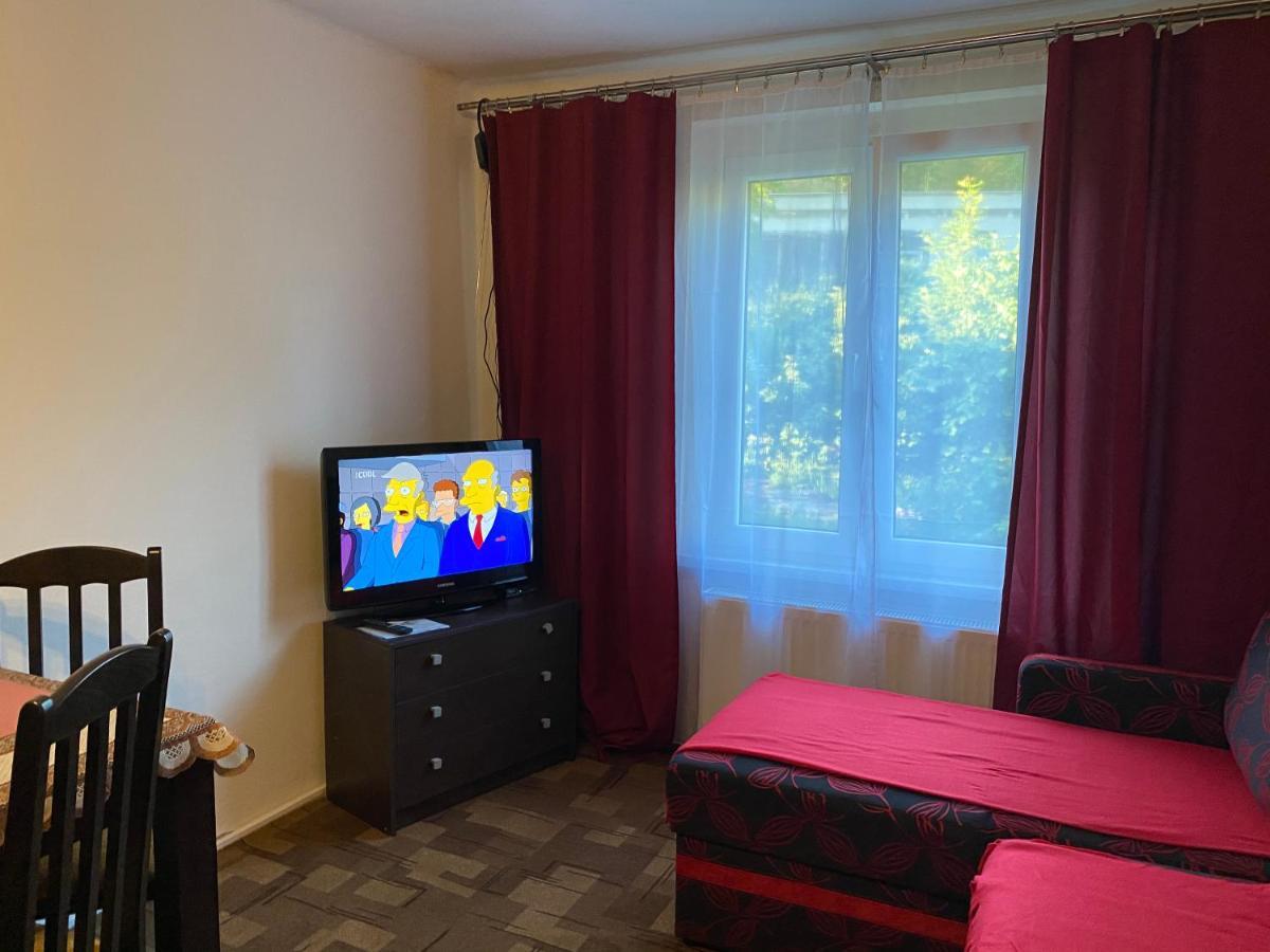 Pod Nachodskym Zamkem Apartment Ngoại thất bức ảnh