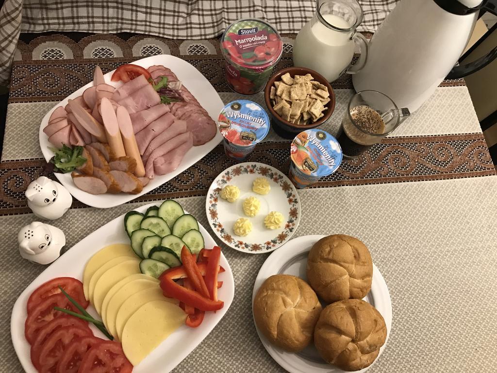 Pod Nachodskym Zamkem Apartment Ngoại thất bức ảnh